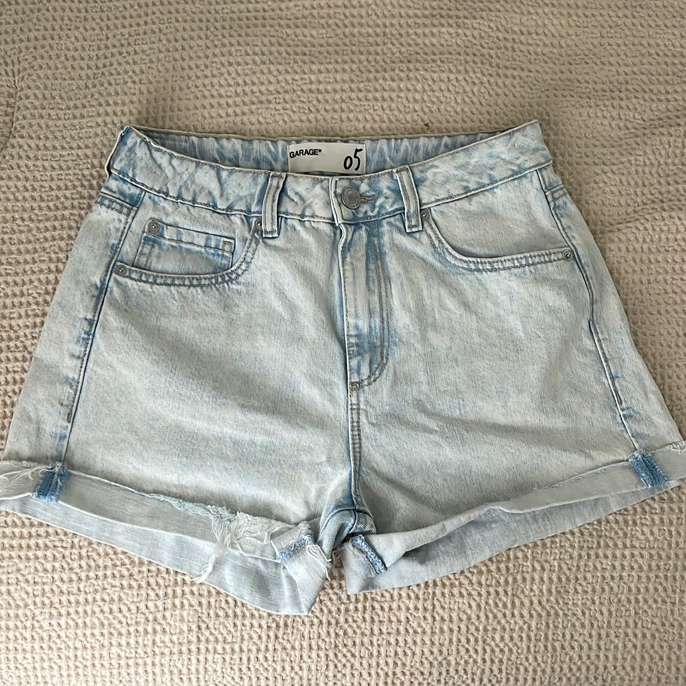 Garage shorts